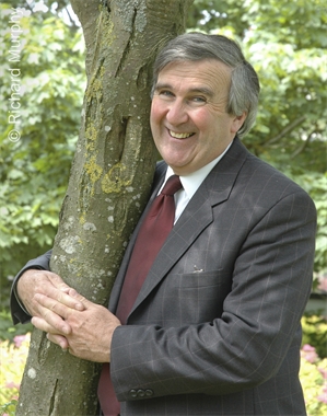 gervase phinn